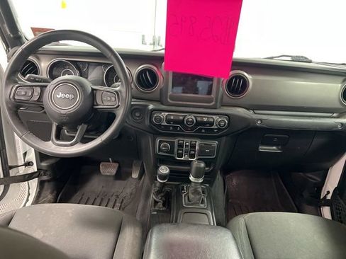 Used 2023 Jeep Gladiator Sport AWD/4WD image 25