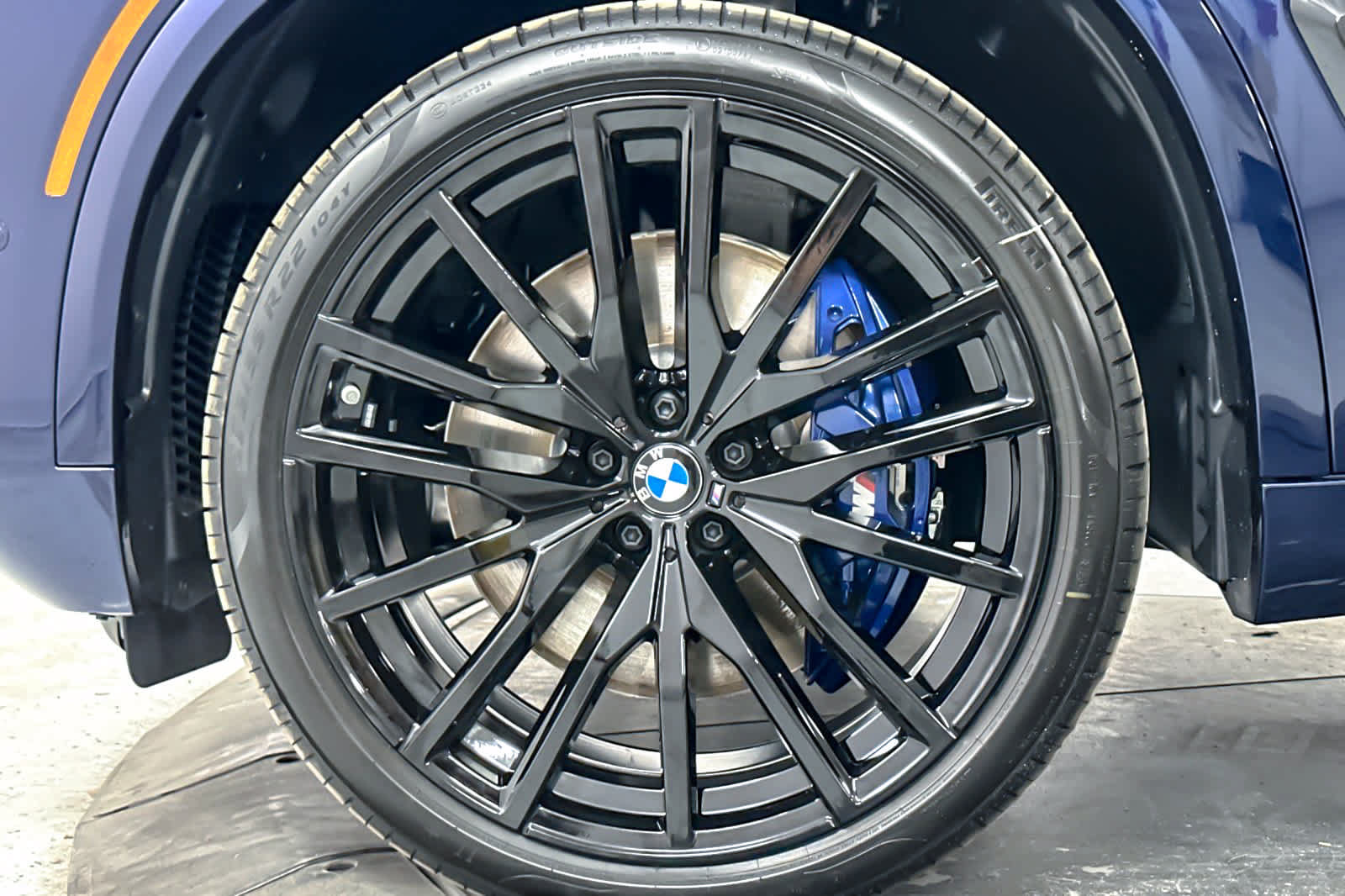 Used 2026 BMW X5 M60i w/ Executive Package AWD/4WD image 25