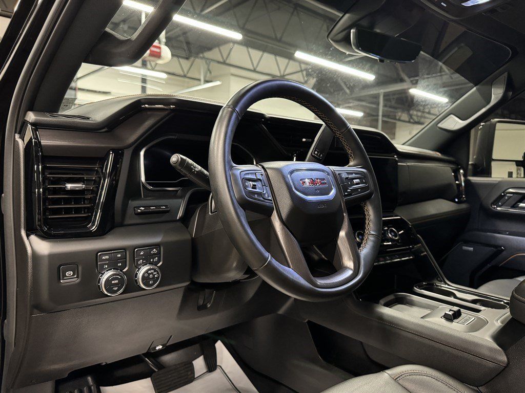 Used 2024 GMC Sierra 2500 AT4 w/ AT4 Premium Plus Package AWD/4WD image 24
