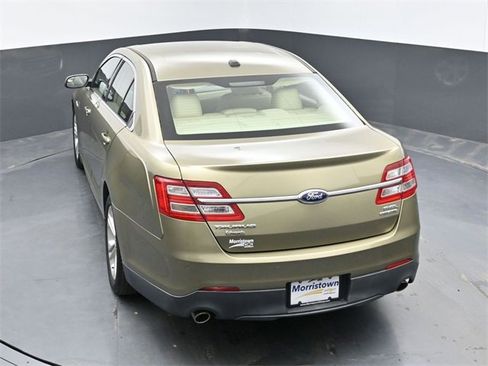 Used 2013 Ford Taurus SEL image 33