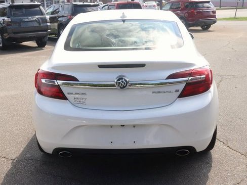 Used 2016 Buick Regal image 6