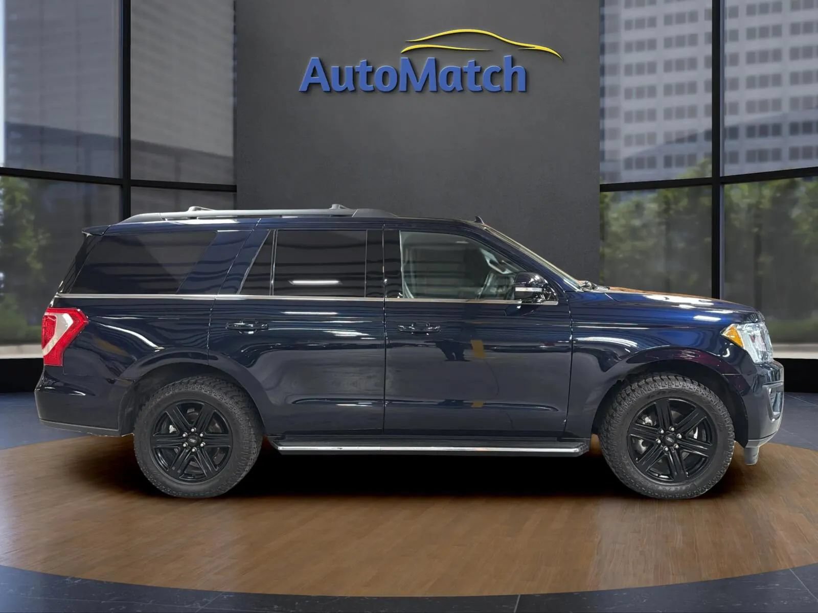 Used 2021 Ford Expedition XLT AWD/4WD image 13