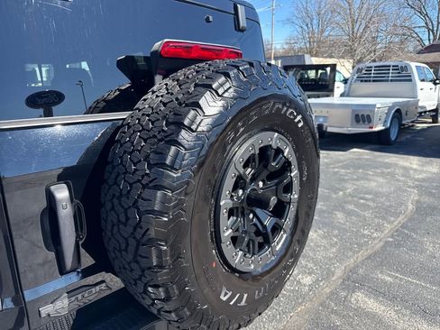 Used 2025 Ford Bronco Raptor image 12