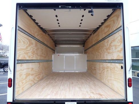 New 2026 Ford E-450 and Econoline 450 Super Duty w/ Power Equipment Group image 5