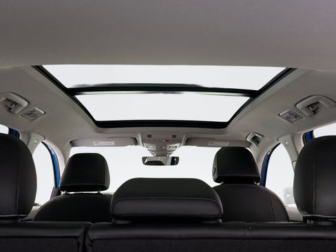 Used 2022 Volkswagen Taos SE image 17