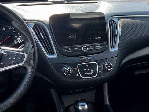 Used 2020 Chevrolet Malibu LS image 6