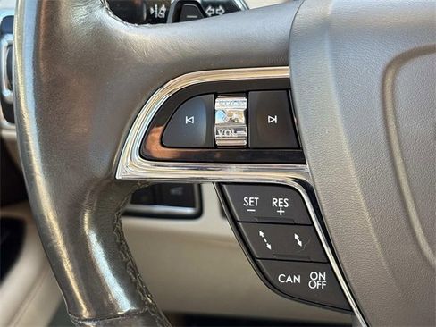 Used 2019 Lincoln Navigator Reserve image 29