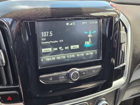 Used 2019 Chevrolet Traverse LT FWD image 21