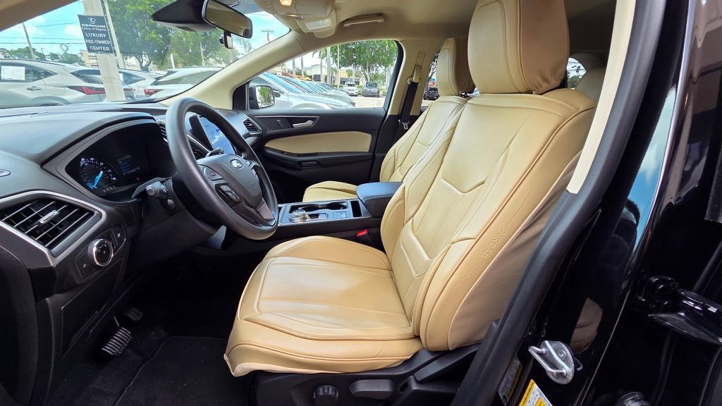 Used 2024 Ford Edge SE w/ Black Appearance Package AWD/4WD image 15
