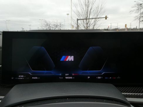 Used 2026 BMW X5 M60i image 51