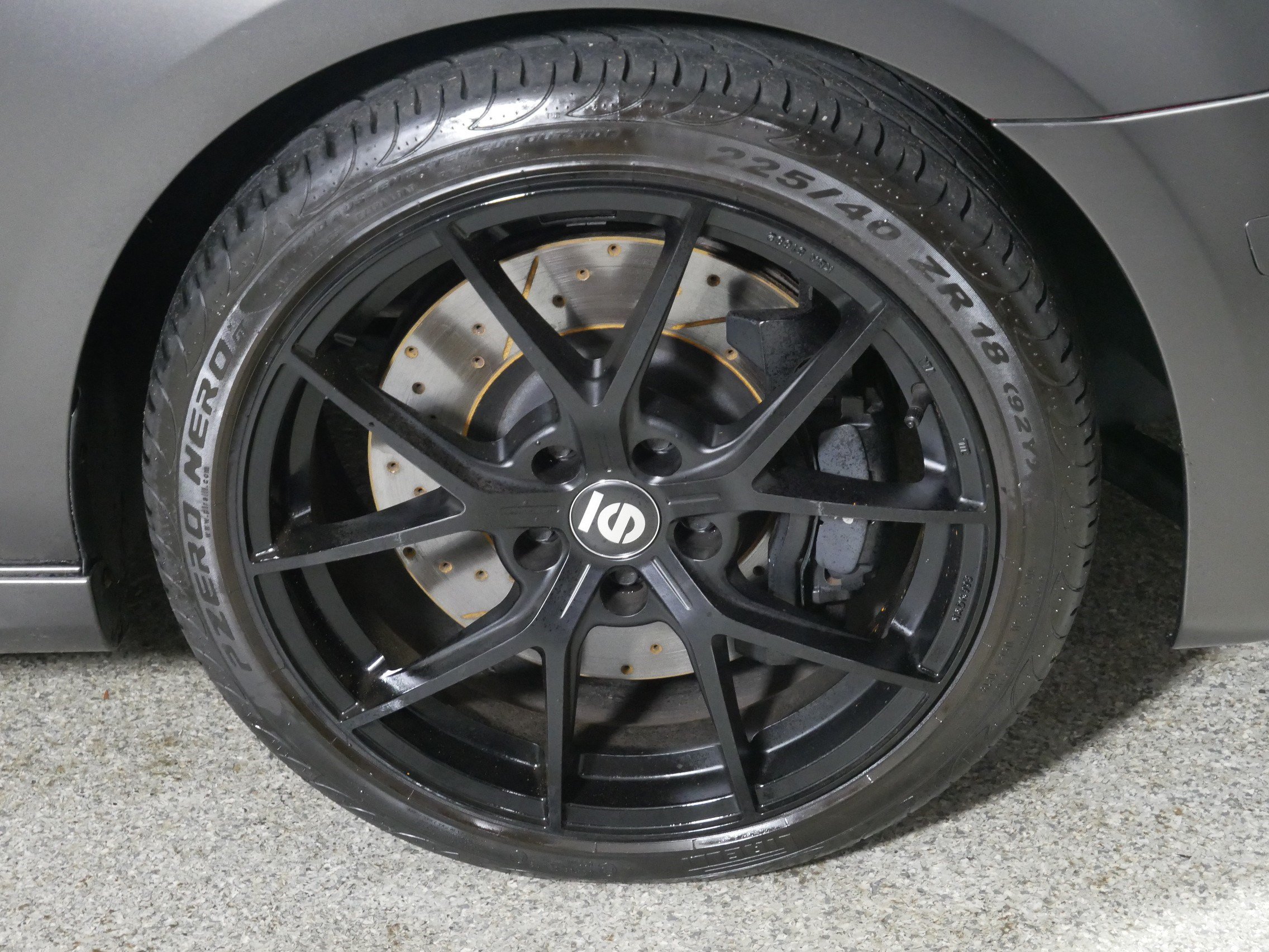 Used 2013 Volkswagen Golf R 4-Door AWD/4WD image 15
