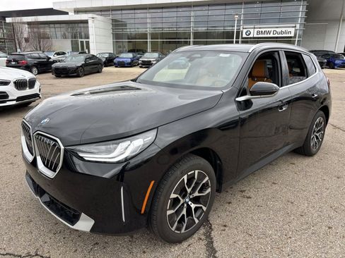Used 2025 BMW X3 xDrive30i w/ Premium Package image 1