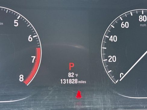 Used 2018 Honda Accord Sport image 16