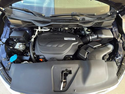 Used 2019 Honda Odyssey EX image 19