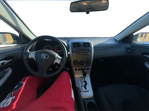 Used 2010 Toyota Corolla S FWD image 13