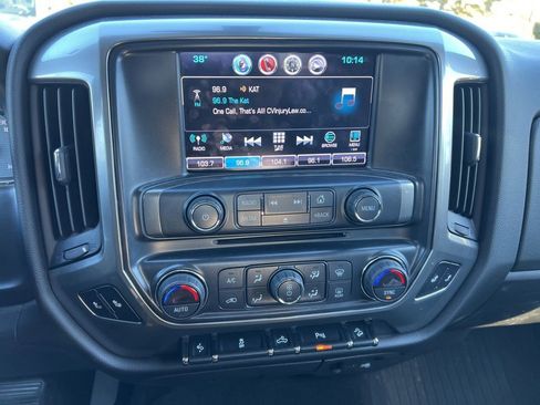 Used 2017 Chevrolet Silverado 1500 LT w/ Rally 2 Edition image 28