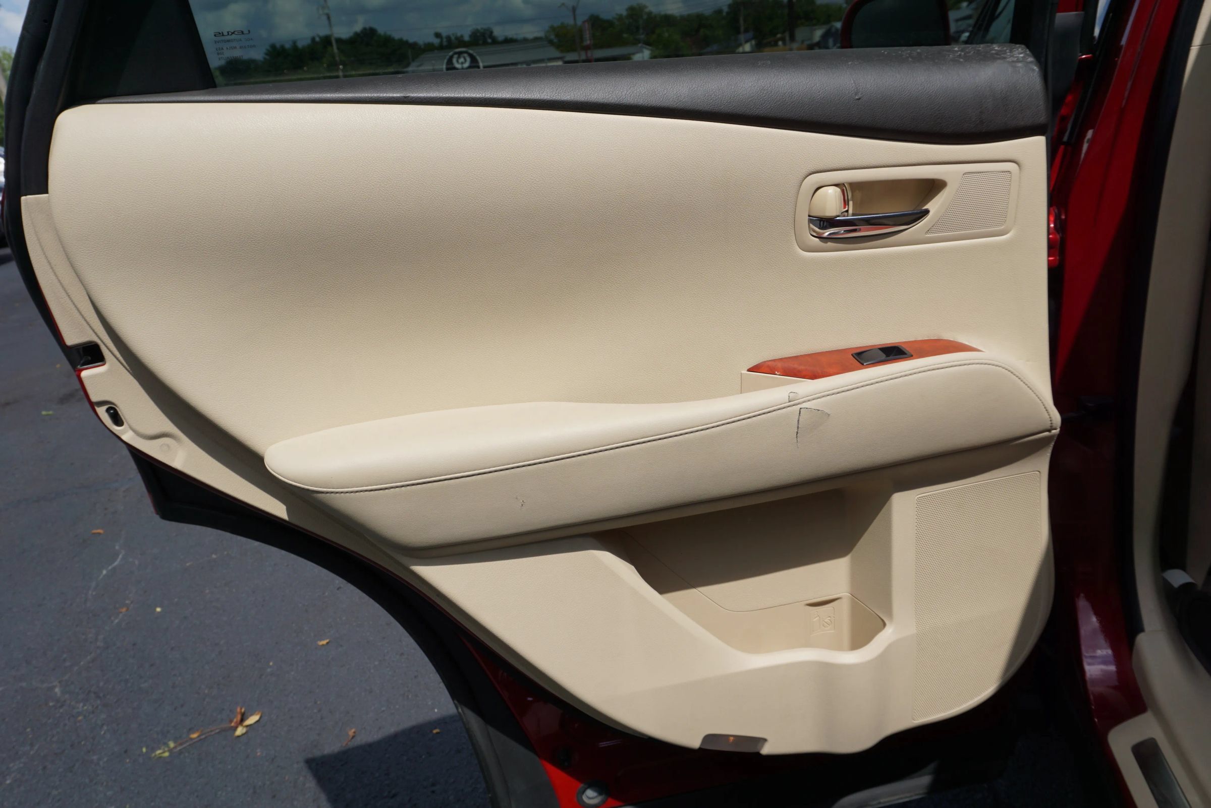 Used 2010 Lexus RX 350 2WD image 24