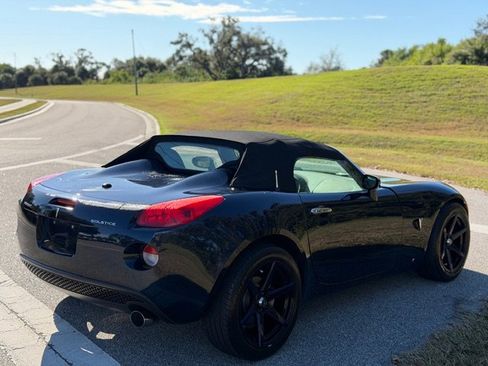 Used 2007 Pontiac Solstice Convertible w/ Premium Package image 5