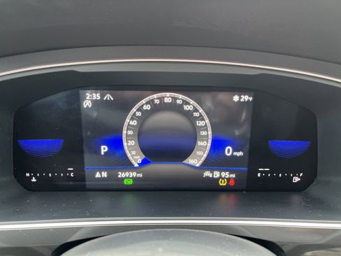 Used 2022 Volkswagen Tiguan SE image 21