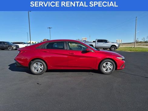 Certified 2026 Hyundai Elantra SE FWD image 25
