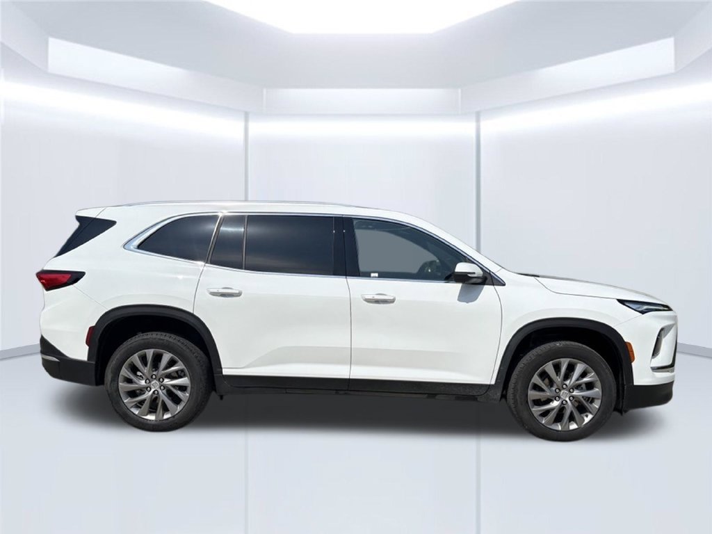 Used 2026 Buick Enclave Preferred AWD/4WD image 4