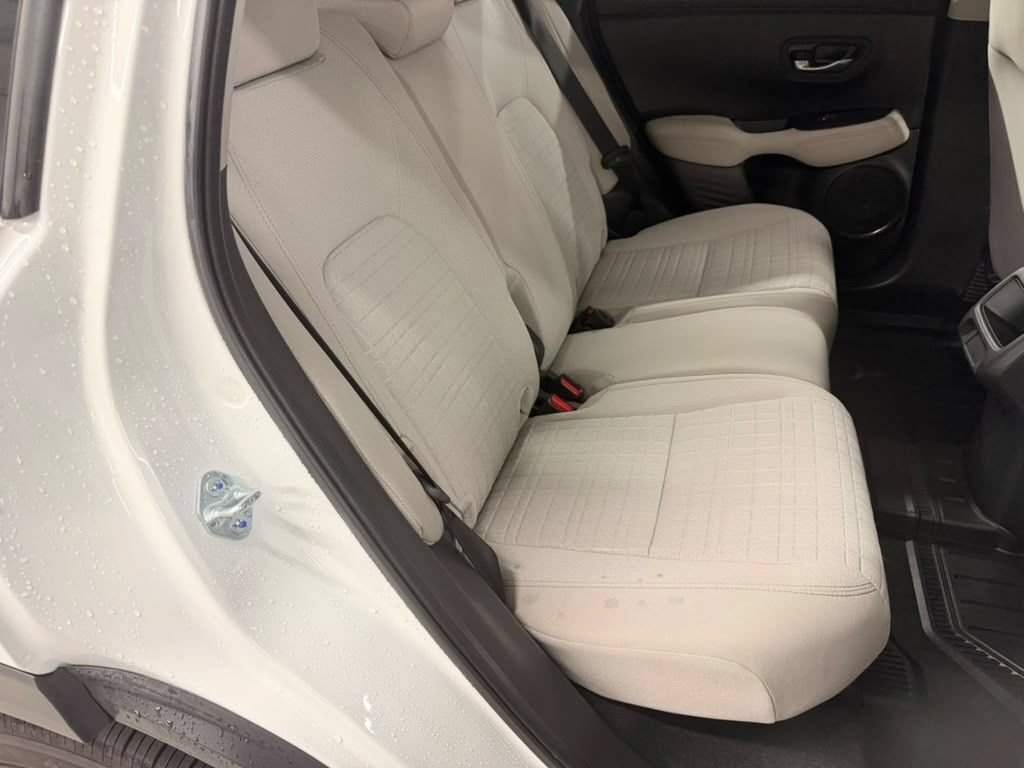Certified 2025 Honda HR-V LX image 35