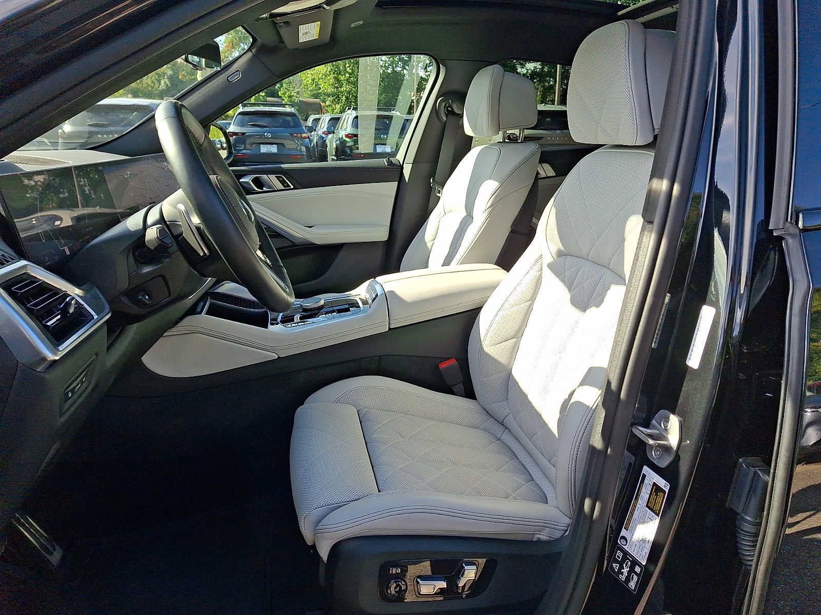 Used 2024 BMW X6 xDrive40i w/ Premium Package AWD/4WD image 10