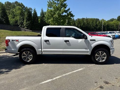 Used 2017 Ford F150 XL w/ Equipment Group 101A Mid AWD/4WD image 7