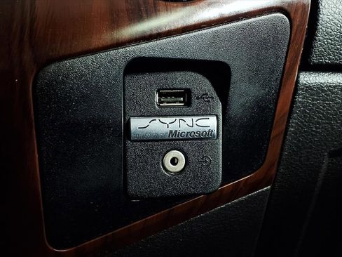 Used 2012 Ford F250 Lariat w/ Lariat Ultimate Pkg image 24