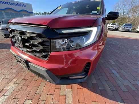 Used 2022 Honda Passport Elite image 3