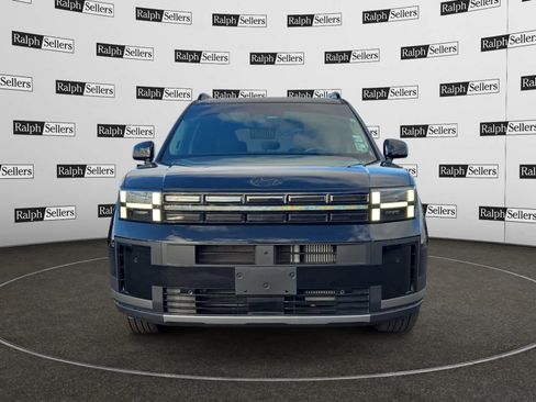 Certified 2025 Hyundai Santa Fe Limited image 8