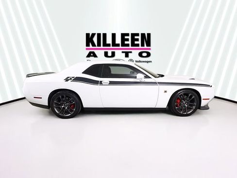 Used 2022 Dodge Challenger R/T Scat Pack image 8