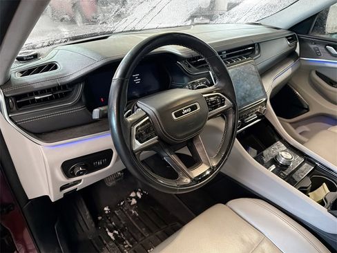 Used 2021 Jeep Grand Cherokee L Overland w/ Advanced Protech Group III image 16