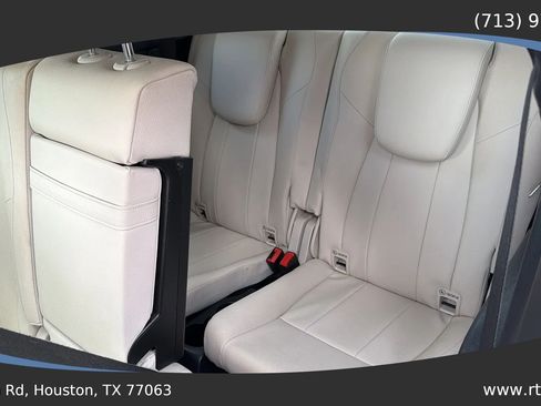 Used 2021 Mercedes-Benz GLB 250 image 28