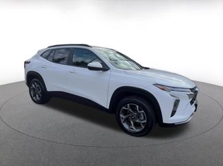 Used 2025 Chevrolet Trax LT video 2