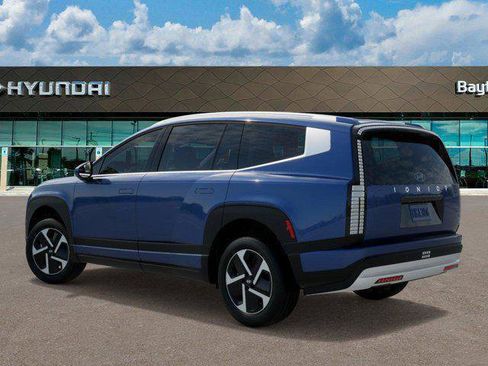 New 2026 Hyundai Ioniq 9 S image 5