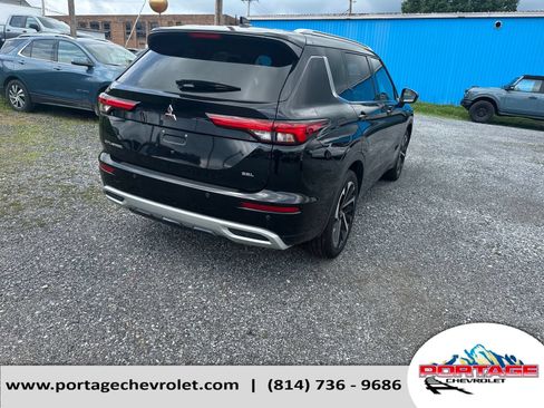 Used 2023 Mitsubishi Outlander SEL FWD image 5