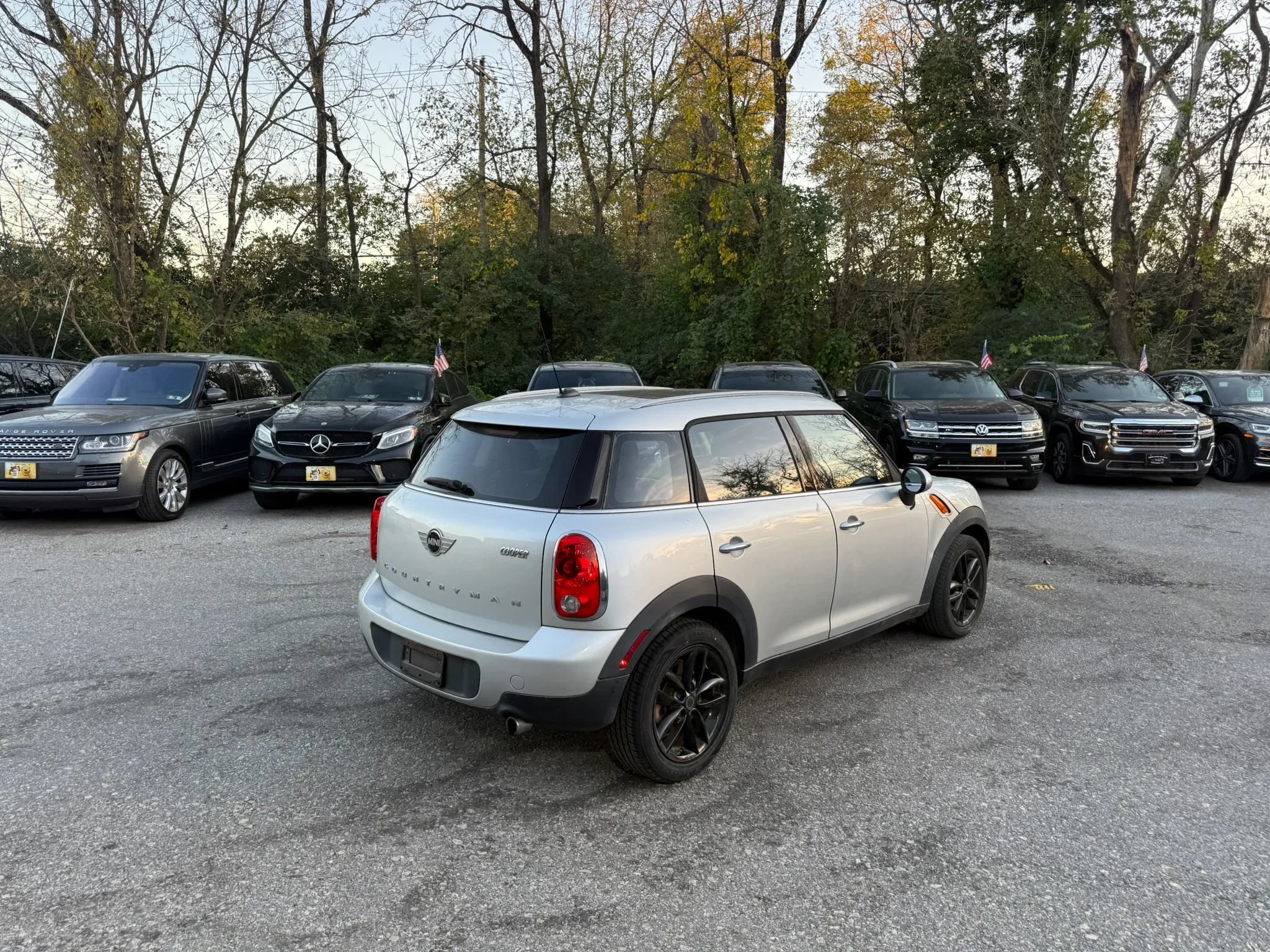 Used 2014 MINI Cooper Countryman FWD image 2