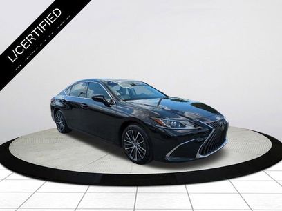 Used 2025 Lexus ES 350 w/ Premium Package