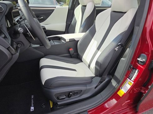 New 2025 Lexus ES 350 F Sport image 6