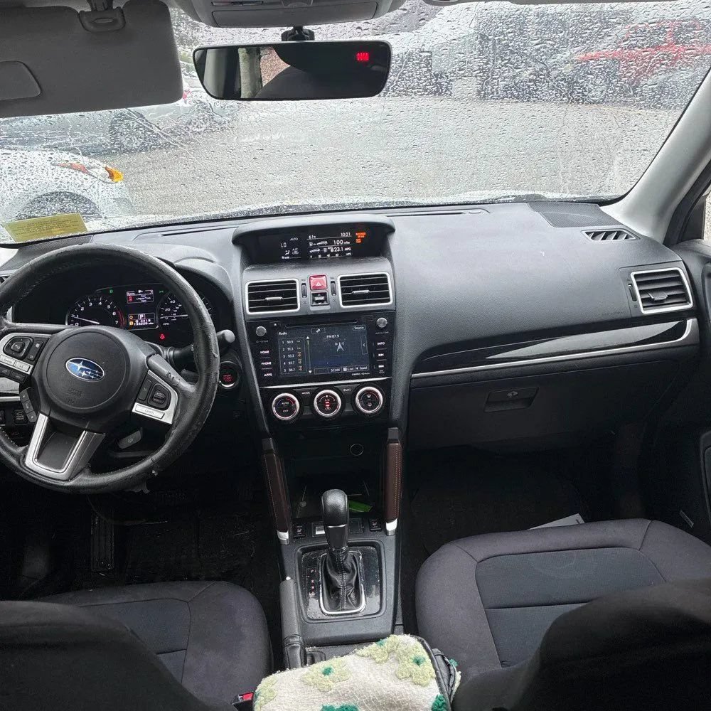 Used 2017 Subaru Forester 2.5i Touring AWD/4WD image 19