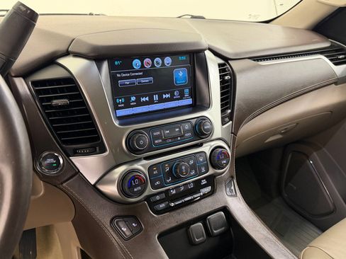 Used 2017 Chevrolet Tahoe LT w/ LT Signature Package image 26