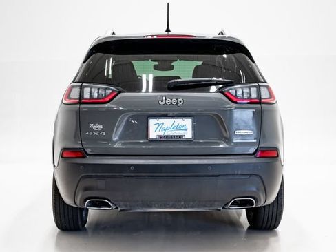 Used 2021 Jeep Cherokee Latitude Lux w/ Comfort/Convenience Group AWD/4WD image 37