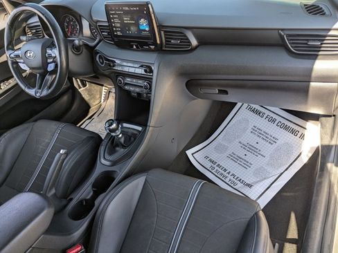Used 2022 Hyundai Veloster N image 20