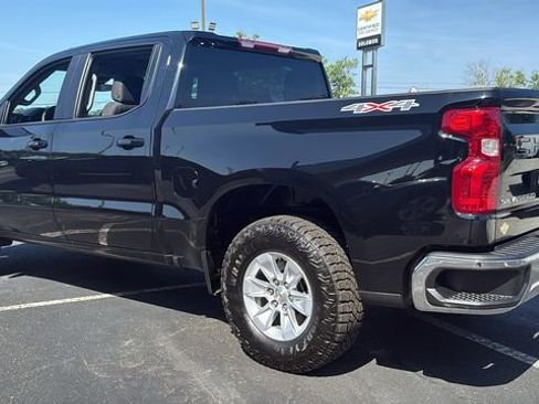 Used 2025 Chevrolet Silverado 1500 LT AWD/4WD image 5