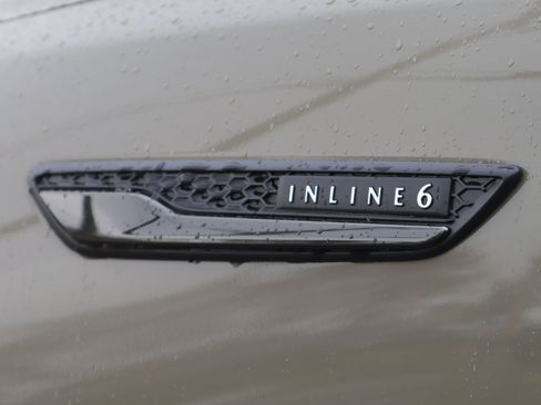 Certified 2025 MAZDA CX-70 3.3 Turbo w/ Preferred Package image 32