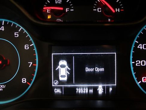 Used 2017 Chevrolet Cruze LT image 19