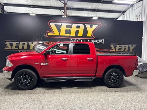 Used 2017 RAM 1500 Big Horn AWD/4WD image 2