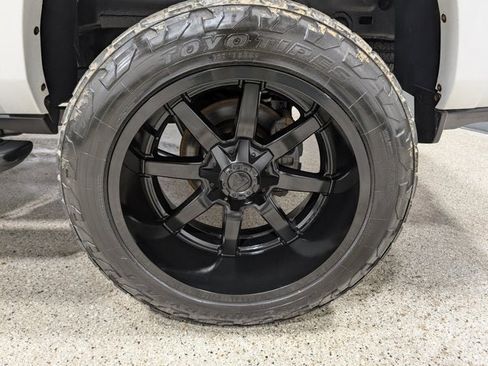 Used 2019 RAM 2500 Laramie w/ Night Edition image 12