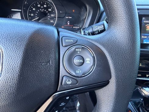 Used 2022 Honda HR-V EX image 22